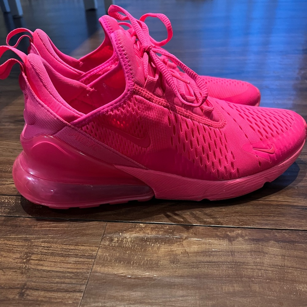 Women’s air max 270
